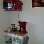 Oder Dresden-neustadt Inkl Parkplatz Mit Balkon Oder Terrasse *