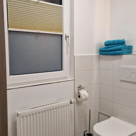 Apartment Oder Dresden-neustadt Inkl Parkplatz Mit Balkon Oder Terrasse *
