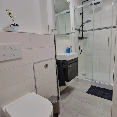Apartamento Oder Dresden-neustadt Inkl Parkplatz Mit Balkon Oder Terrasse Dresde