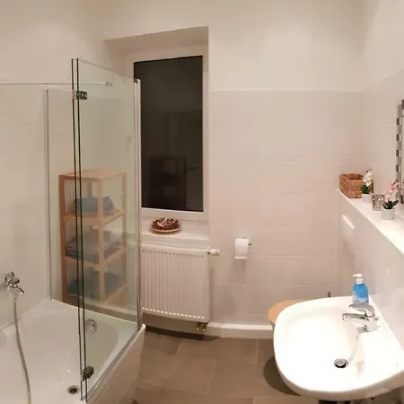Oder Dresden-neustadt Inkl Parkplatz Mit Balkon Oder Terrasse Apartamento *