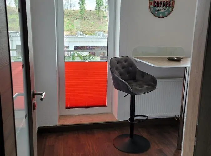 Oder Dresden-neustadt Inkl Parkplatz Mit Balkon Oder Terrasse