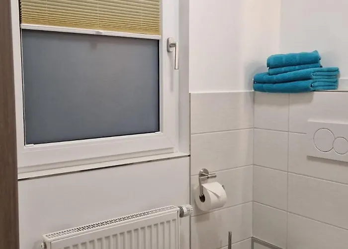 Lägenhet Oder Dresden-neustadt Inkl Parkplatz Mit Balkon Oder Terrasse *