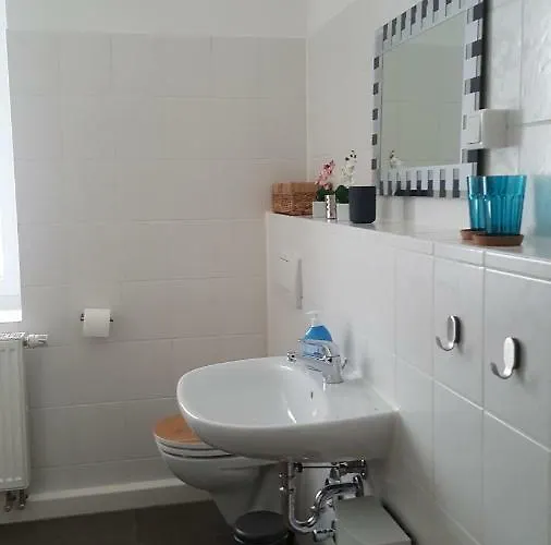 Oder Dresden-neustadt Inkl Parkplatz Mit Balkon Oder Terrasse