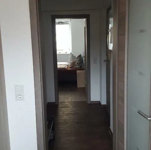 Oder Dresden-neustadt Inkl Parkplatz Mit Balkon Oder Terrasse Drezno