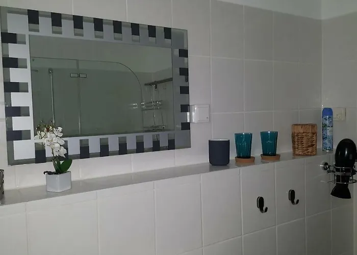 Oder Dresden-neustadt Inkl Parkplatz Mit Balkon Oder Terrasse Dresden