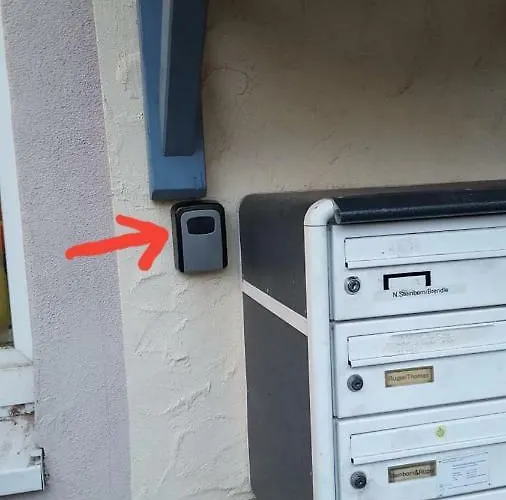 Oder Dresden-neustadt Inkl Parkplatz Mit Balkon Oder Terrasse Lejlighed