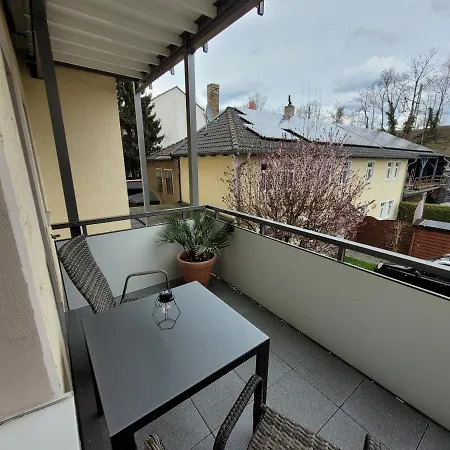 Oder Dresden-neustadt Inkl Parkplatz Mit Balkon Oder Terrasse Διαμέρισμα