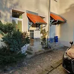 Oder Dresden-neustadt Inkl Parkplatz Mit Balkon Oder Terrasse Apartamento Dresde