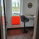 Oder Dresden-neustadt Inkl Parkplatz Mit Balkon Oder Terrasse