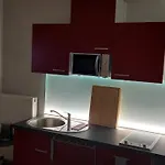 Oder Dresden-neustadt Inkl Parkplatz Mit Balkon Oder Terrasse * Dresde